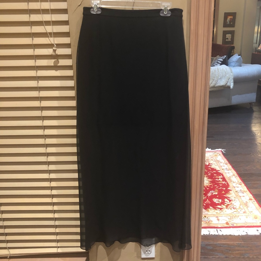 Ellie Tahari silk overlay skirt